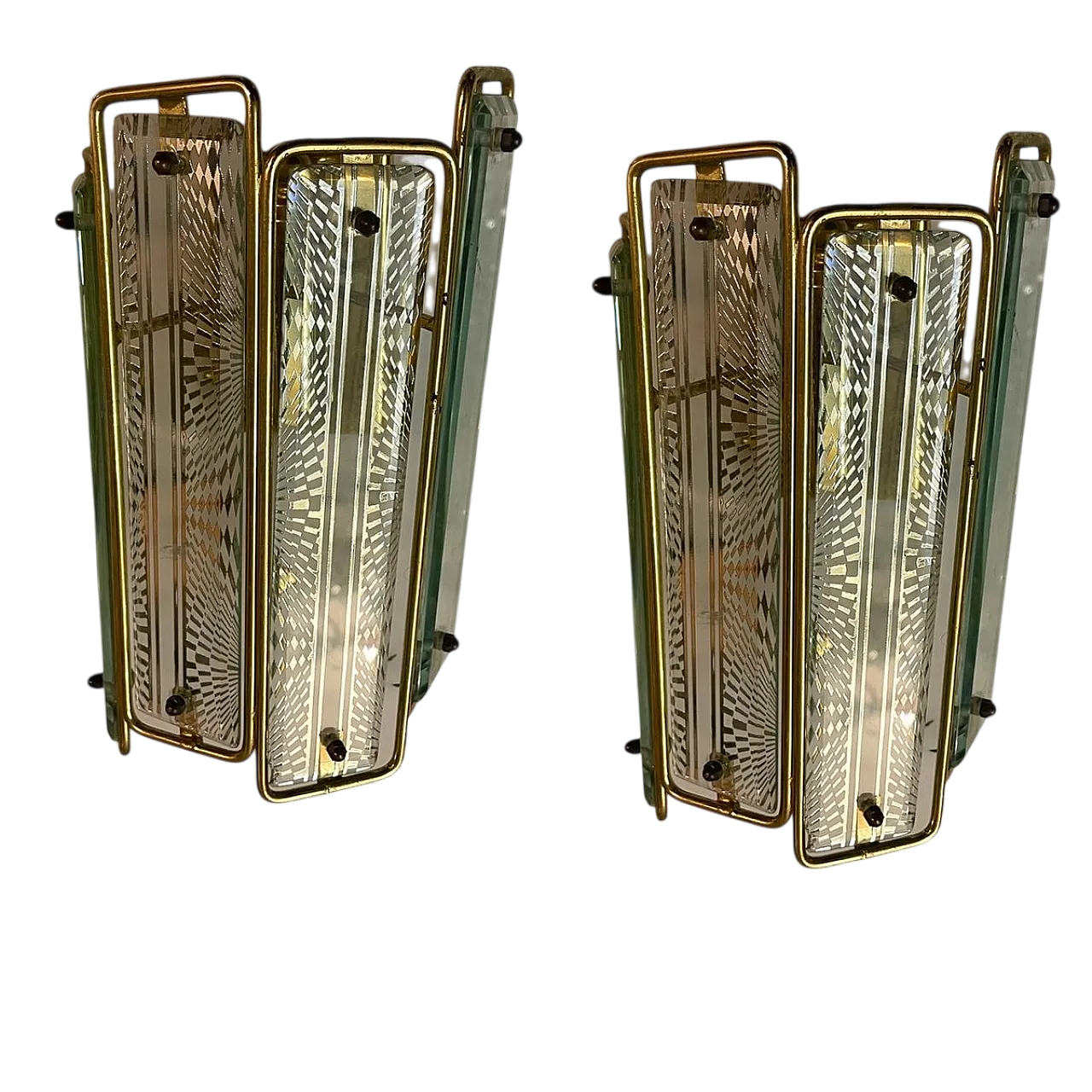 Coppia di applique in ottone e vetro, Italia, anni '70 7