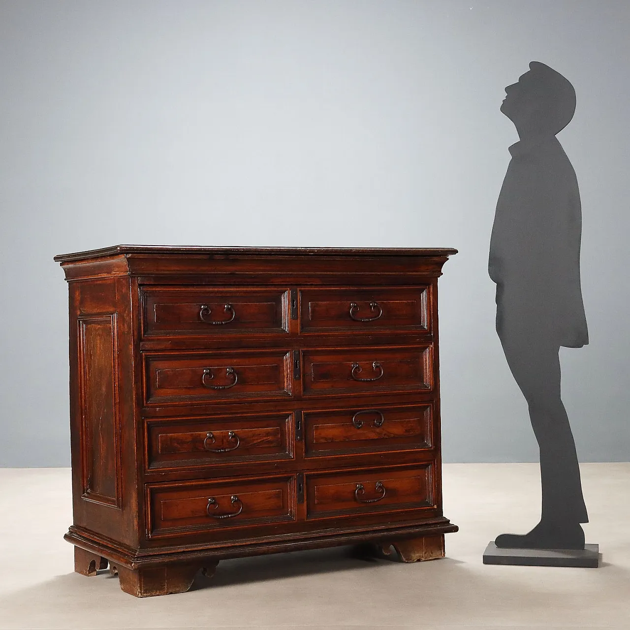 Cassettone barocco in noce, primo '700 2