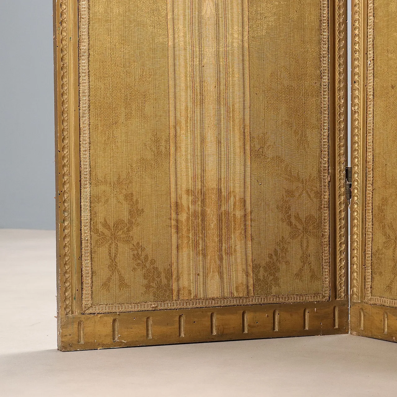 Gilded wooden screen, early 20th century 8