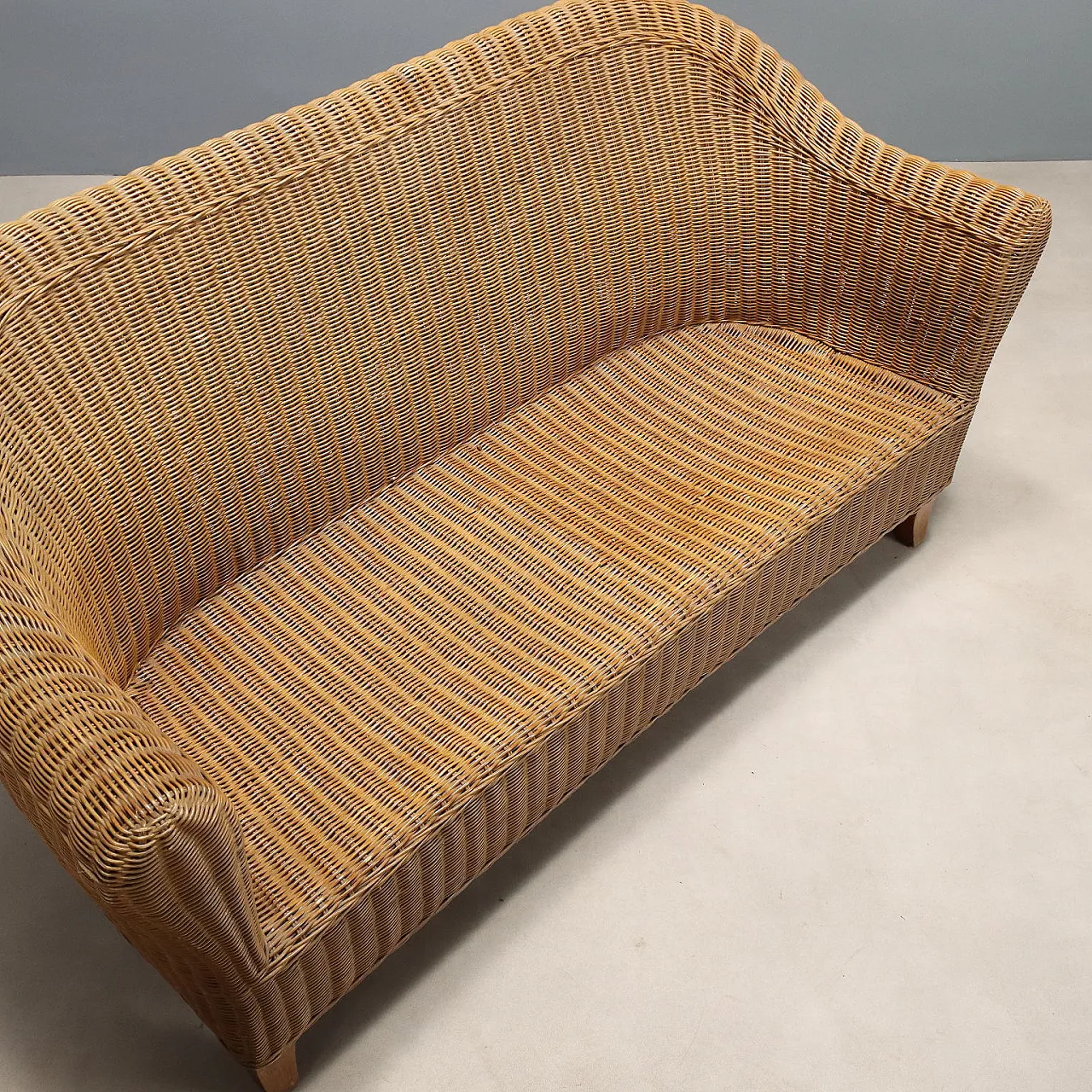 Divano in vimini con cuscino bianco, '900 7