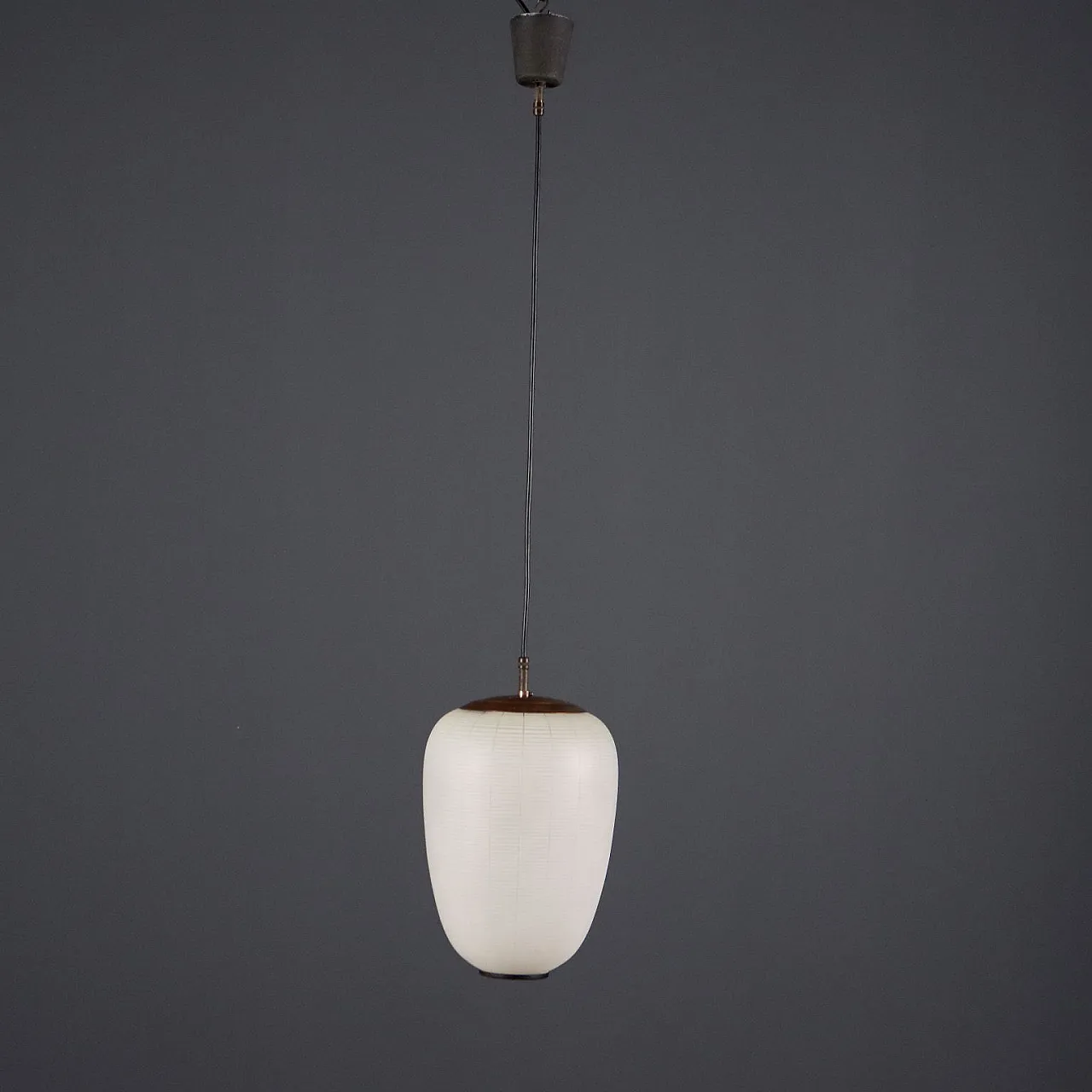 Lampadario con struttura in metallo e diffusore in vetro, '900 6