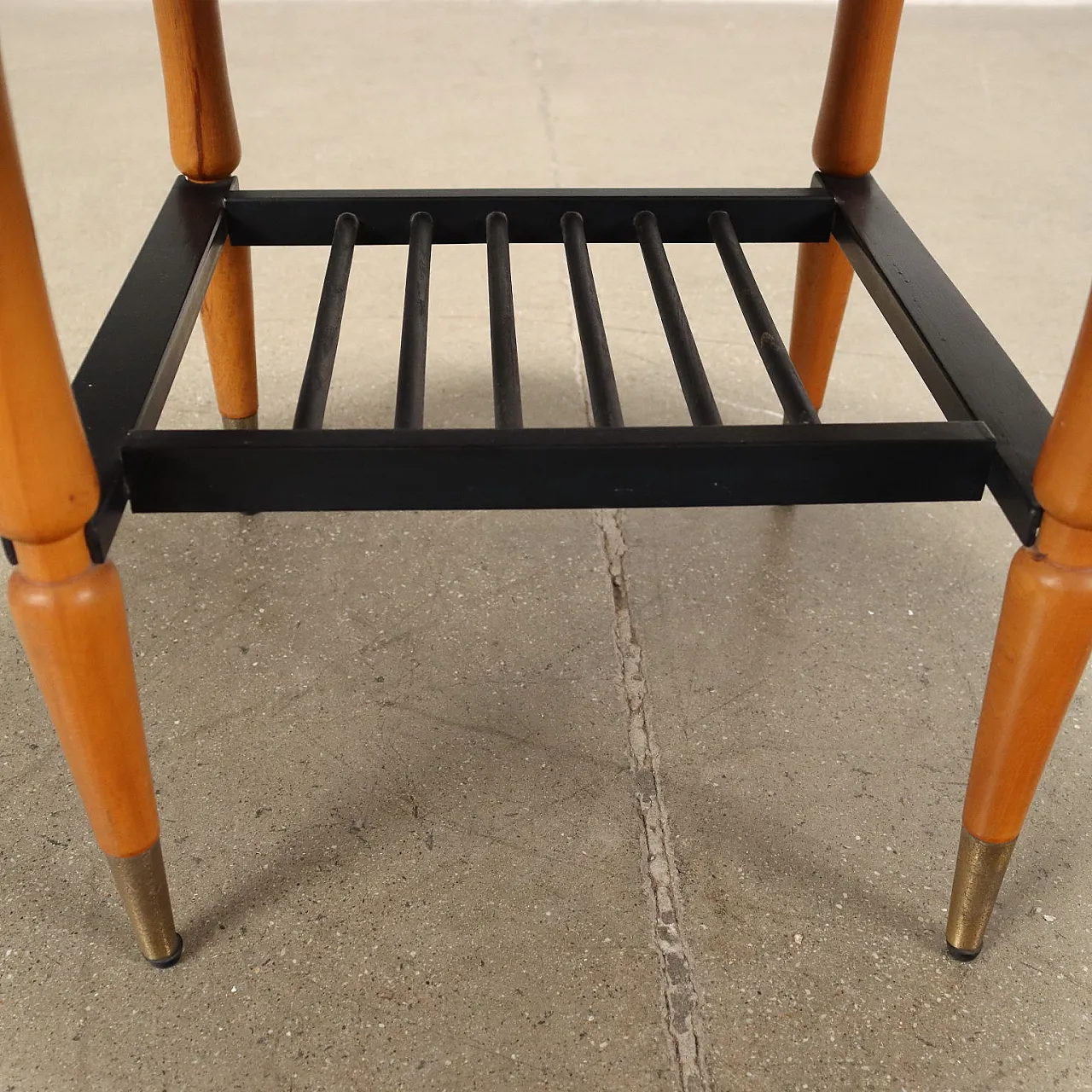 Tavolino in legno impiallacciato teak ed ebanizzato, anni '60 6