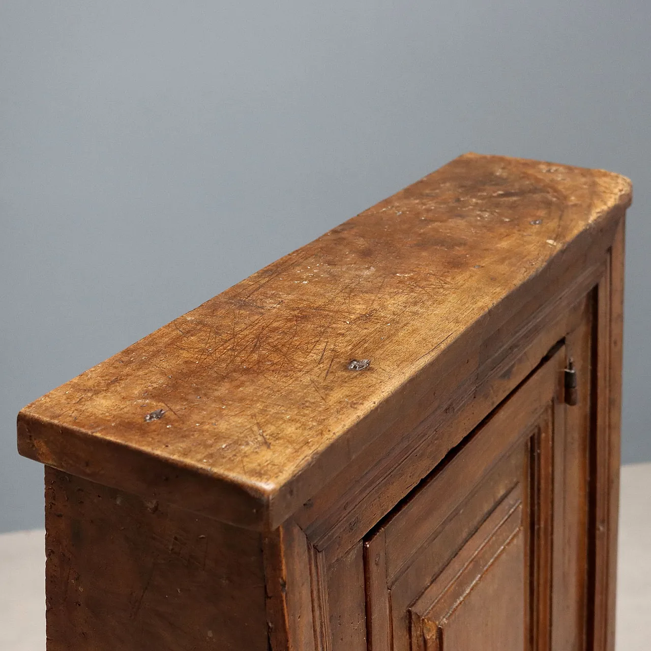 Baroque kneeler, 18th century 4