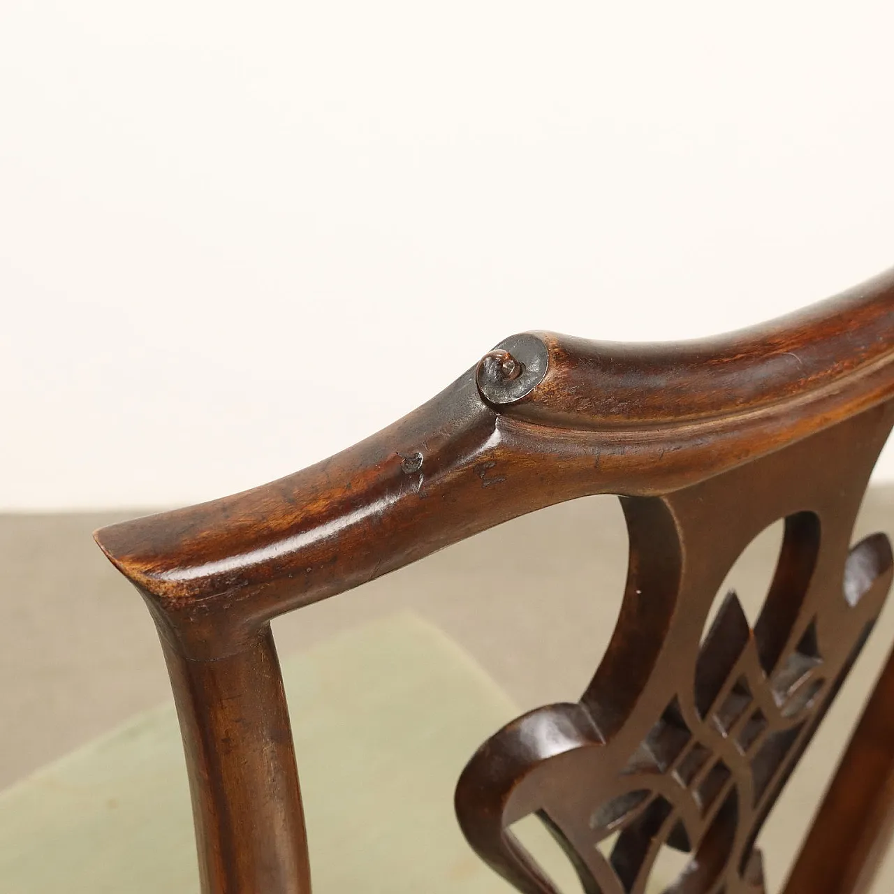 6 Sedie dipinte in noce e faggio, '900 9