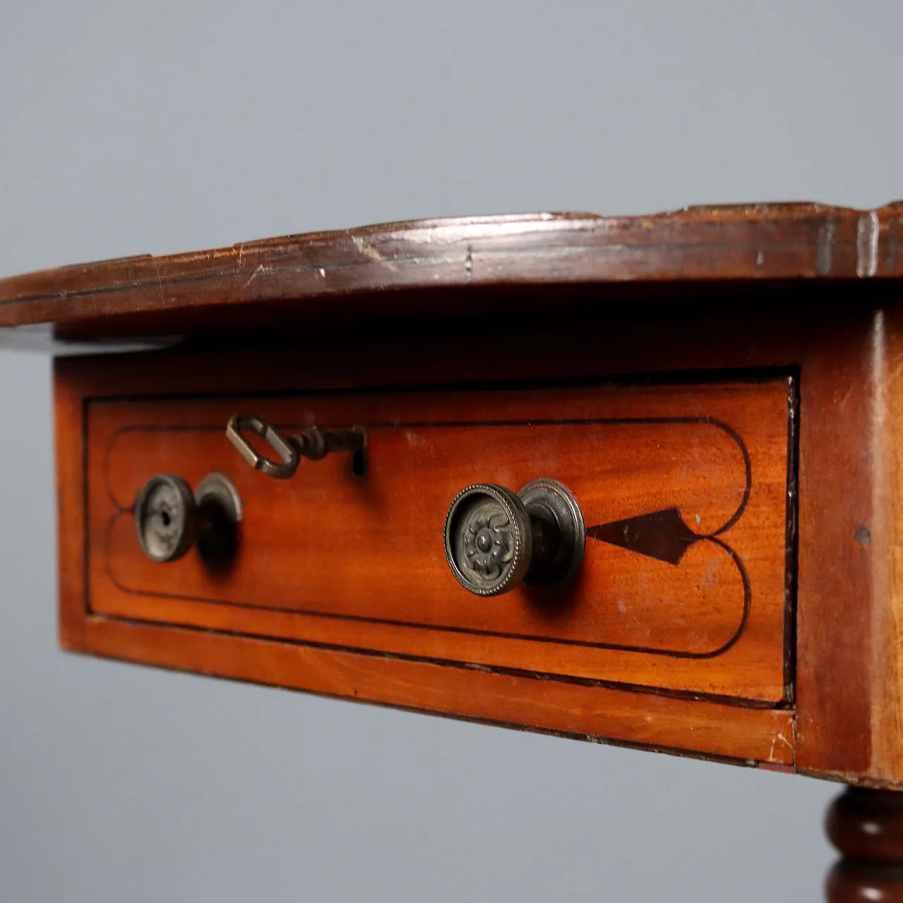 Mahogany and brass coffee table, 19th century 9