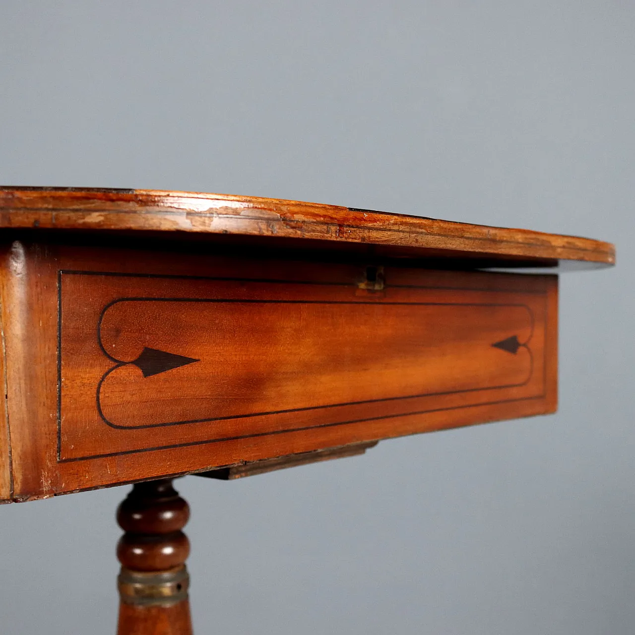 Mahogany and brass coffee table, 19th century 10