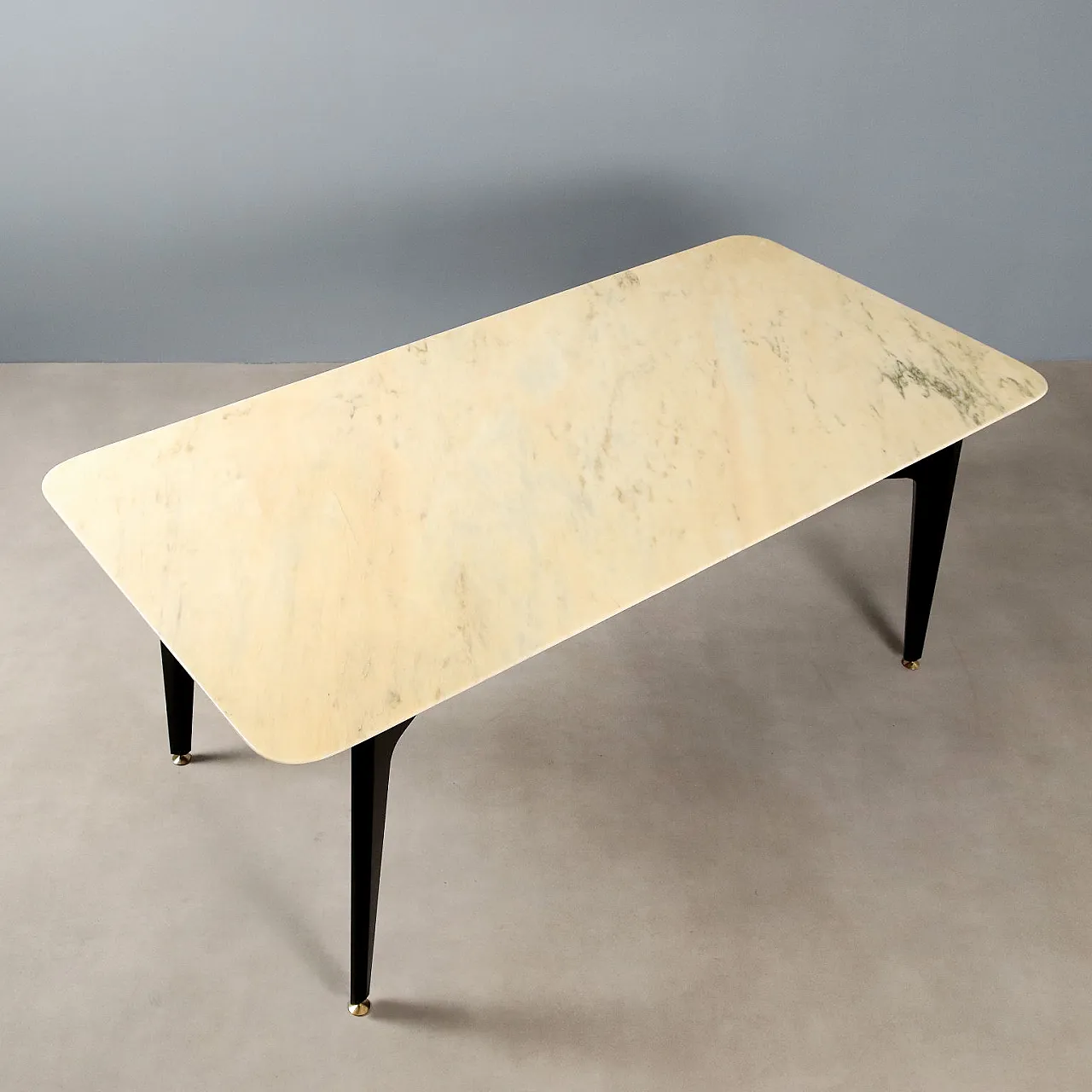 Tavolo da pranzo con piano in marmo e gambe in faggio, '900 9