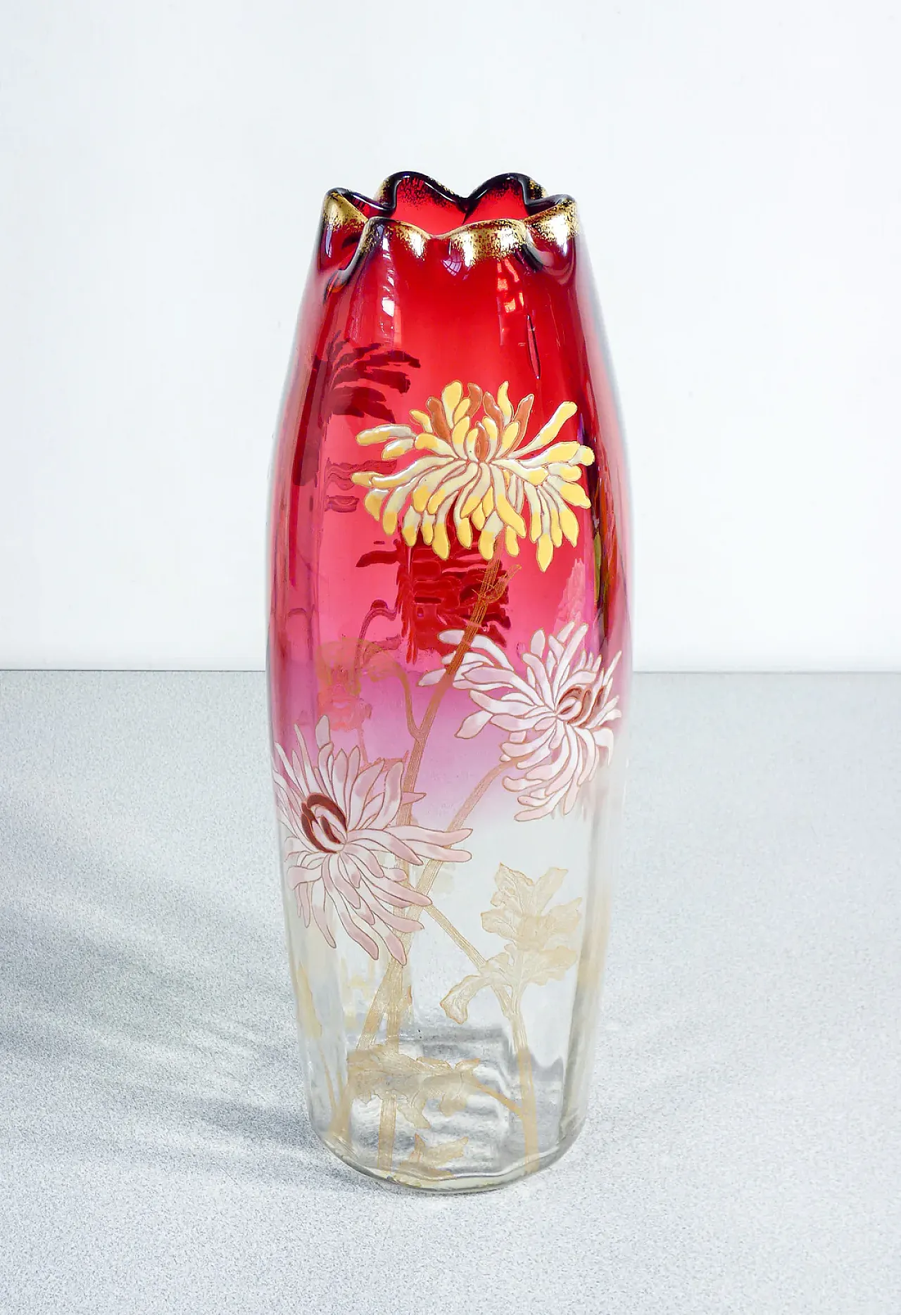 Legras hand-painted blown glass vase, 20th century 1