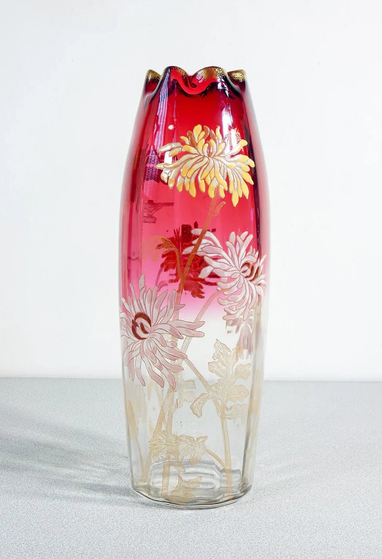 Legras hand-painted blown glass vase, 20th century 2