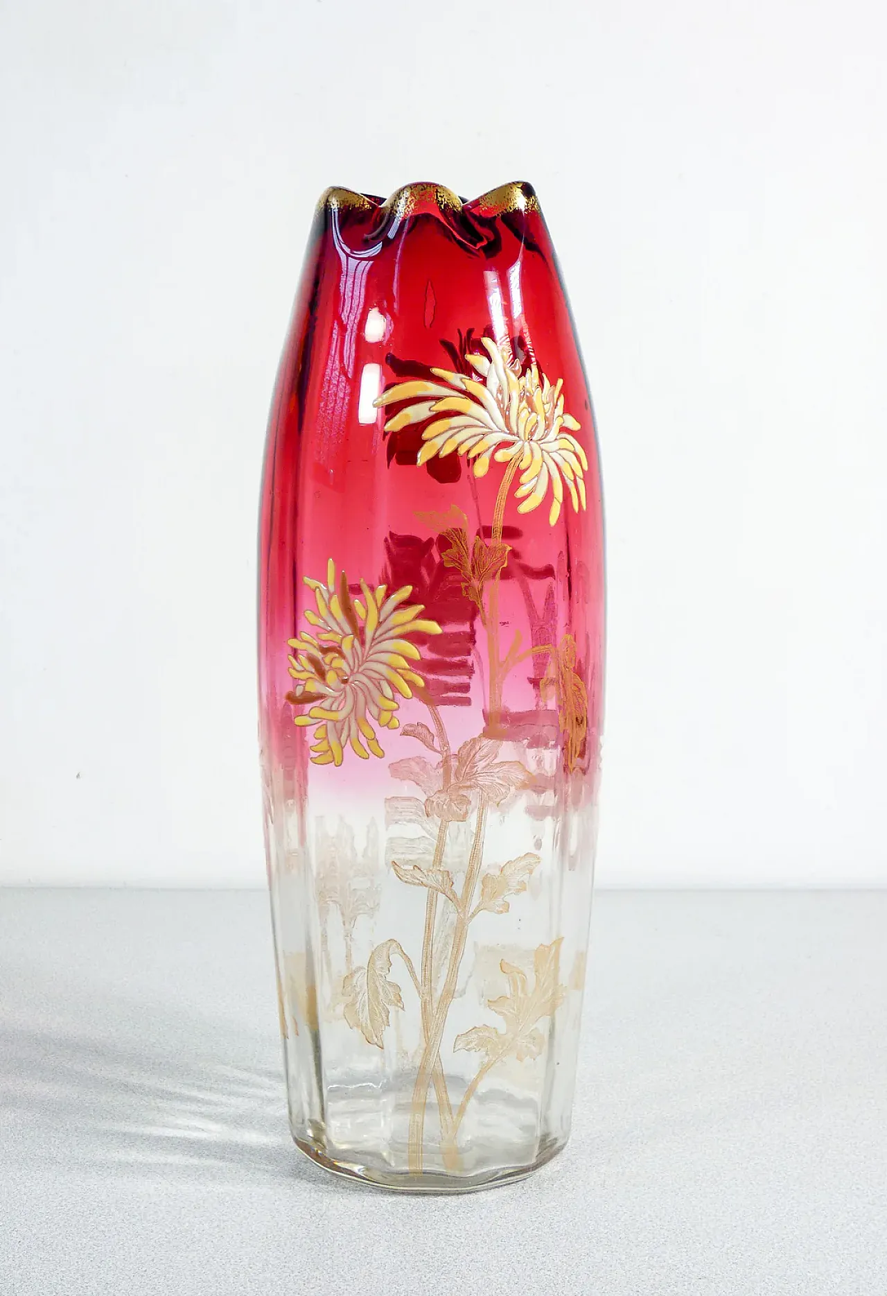 Legras hand-painted blown glass vase, 20th century 7