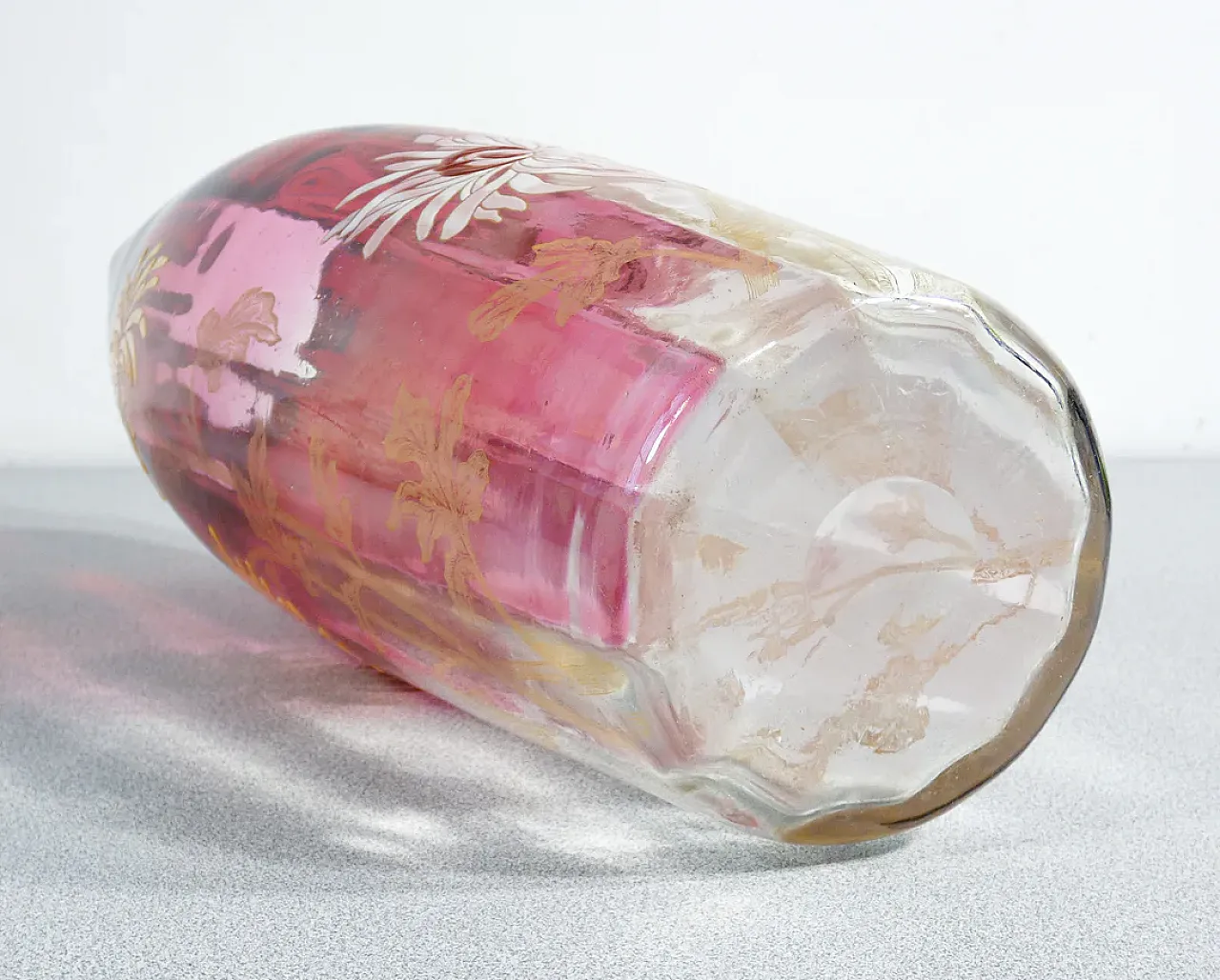 Legras hand-painted blown glass vase, 20th century 10