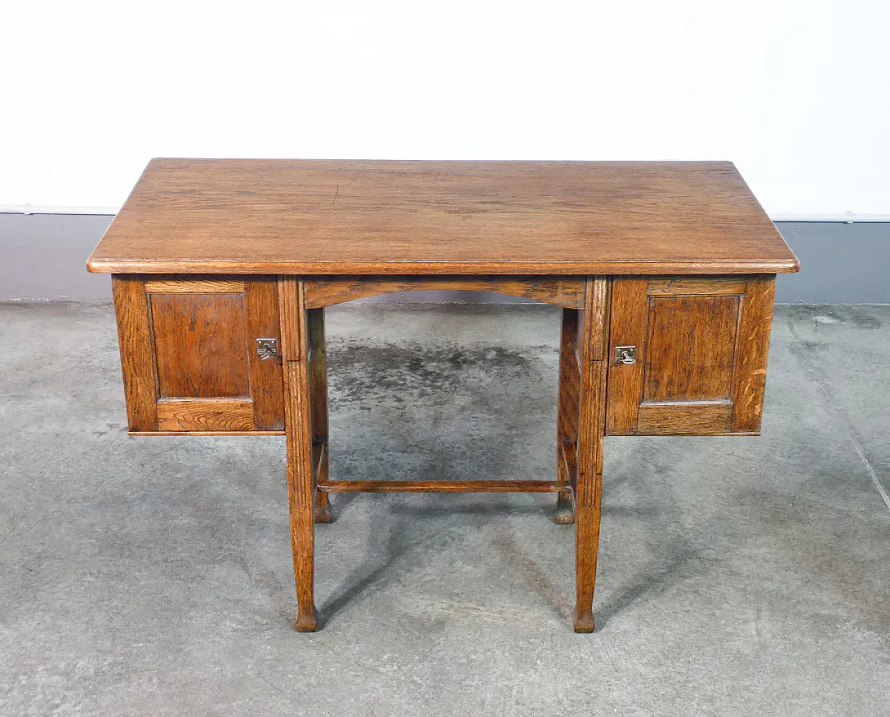 Scrivania Art Decò in legno di rovere, con due scomparti, primo '900 2