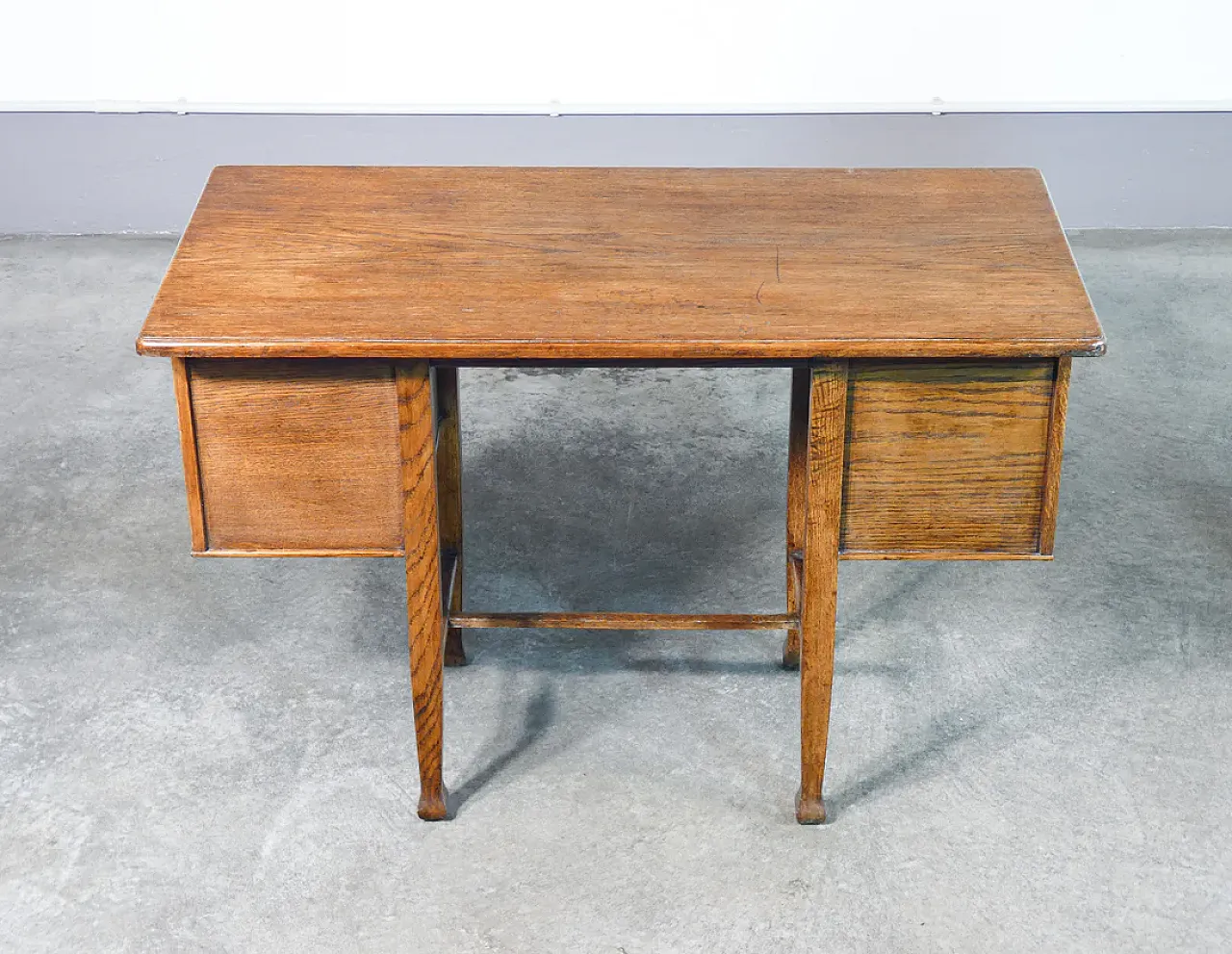 Scrivania Art Decò in legno di rovere, con due scomparti, primo '900 7