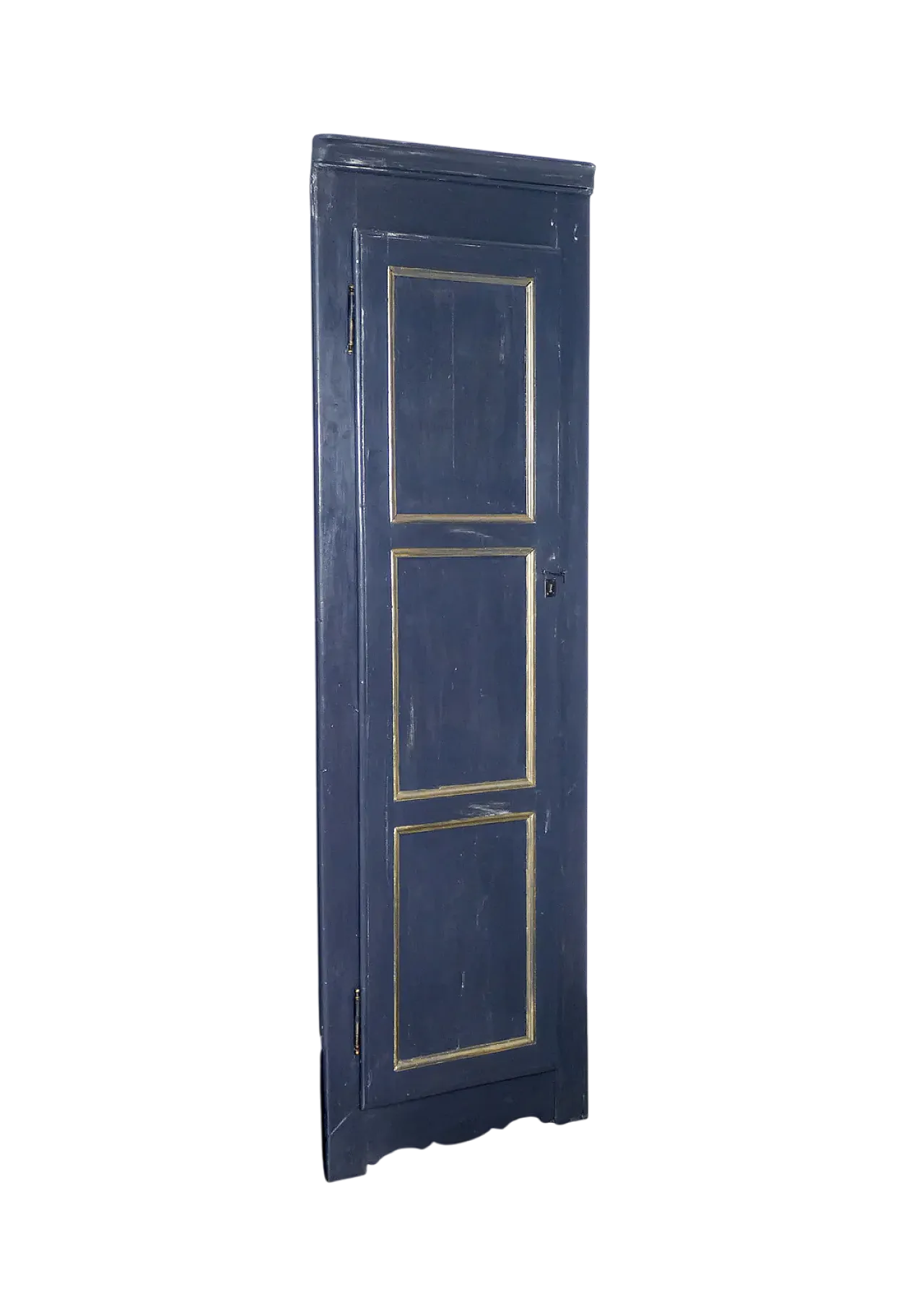 Solid walnut and poplar cornerboard, 19th century 9