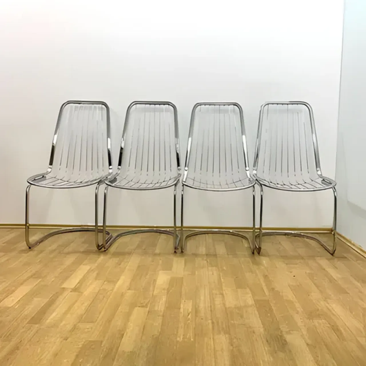 4 sedie cromate di Gastone Rinaldi, anni '70 1