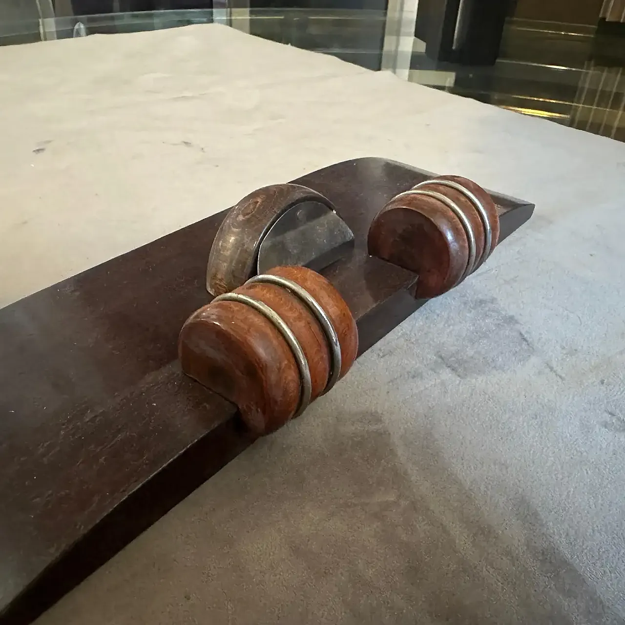 Brass and wood picture frame, 1930s 6