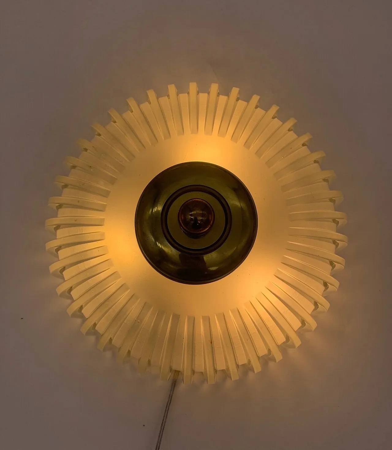 Single brass and glass wall light from Seguso, 1960s 4