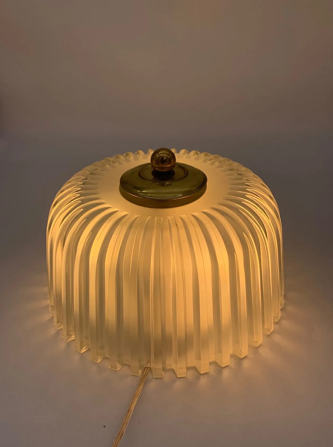 Single brass and glass wall light from Seguso, 1960s 5