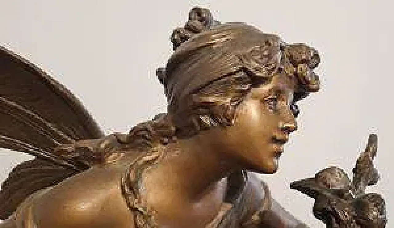 Parfum des Fleurs clocks with sculpture by Auguste Moreau,20th century 8