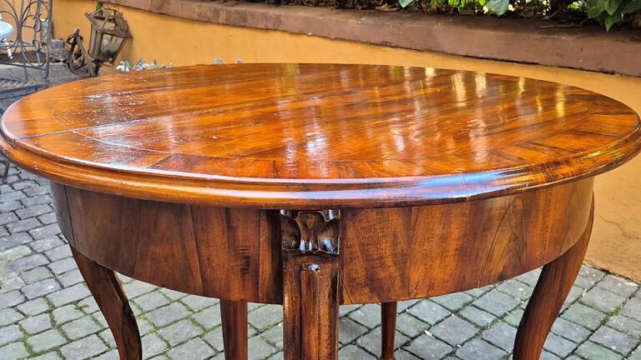 Tavolo allungabile in noce, '800 3