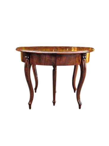 Extendable walnut table, 19th century