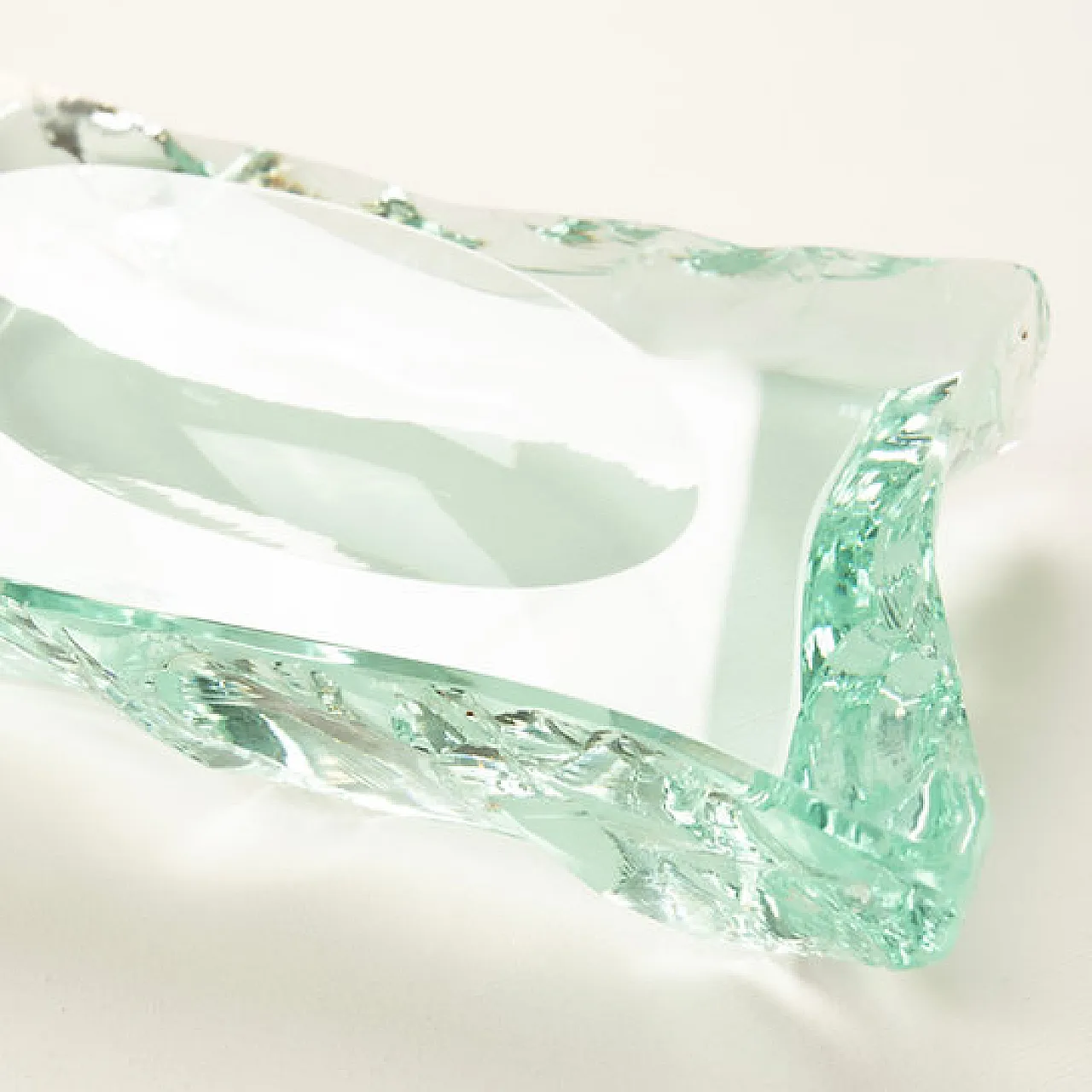 Fontana Arte solid crystal ashtray, 1950s 2