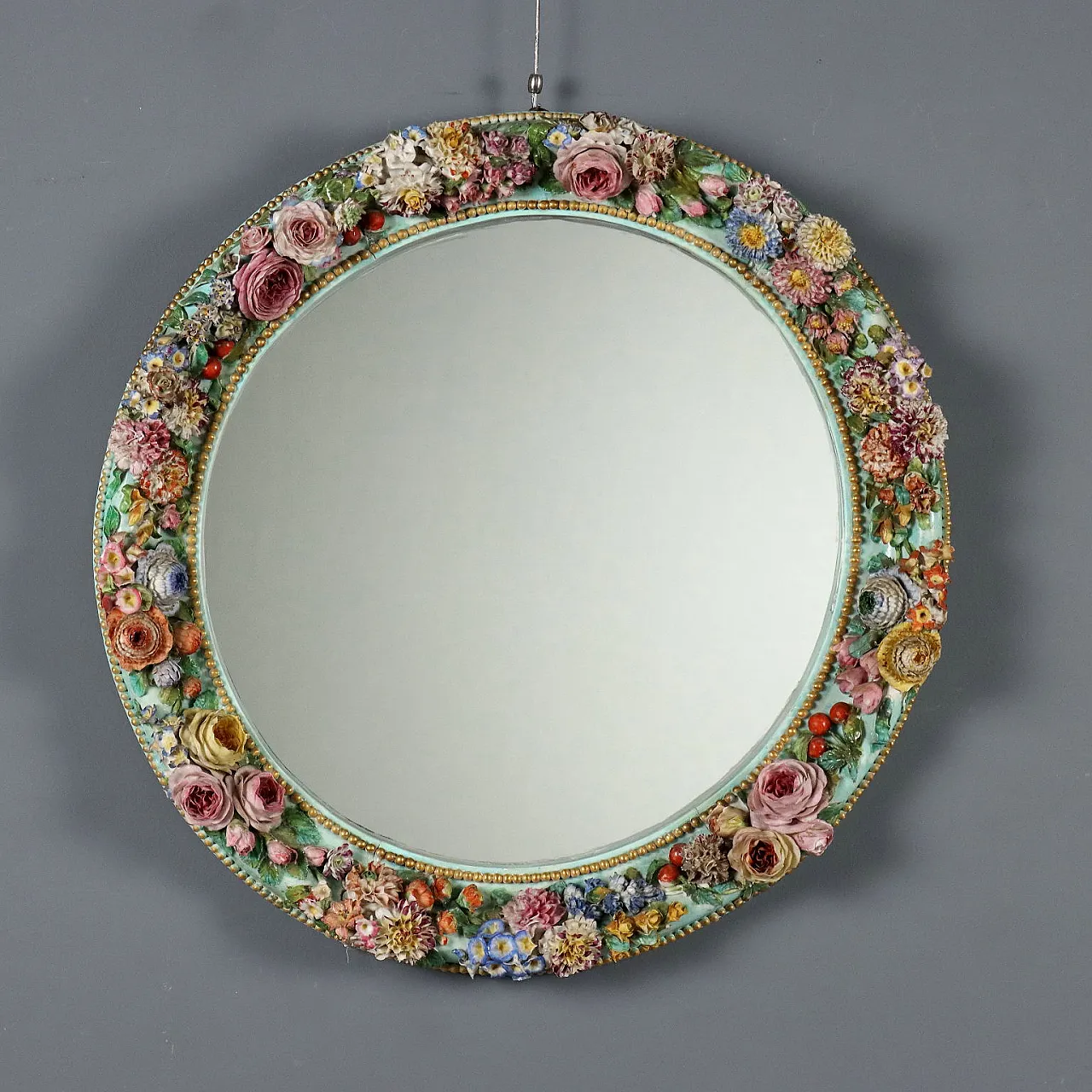 Specchio in ceramica con motivi floreali e finitura verniciata, '800 1