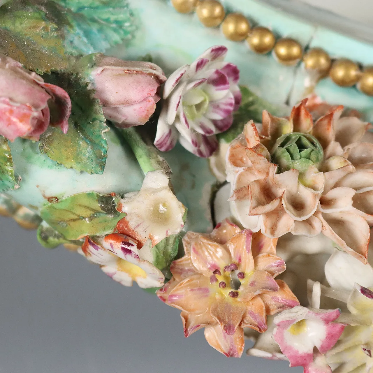 Specchio in ceramica con motivi floreali e finitura verniciata, '800 8