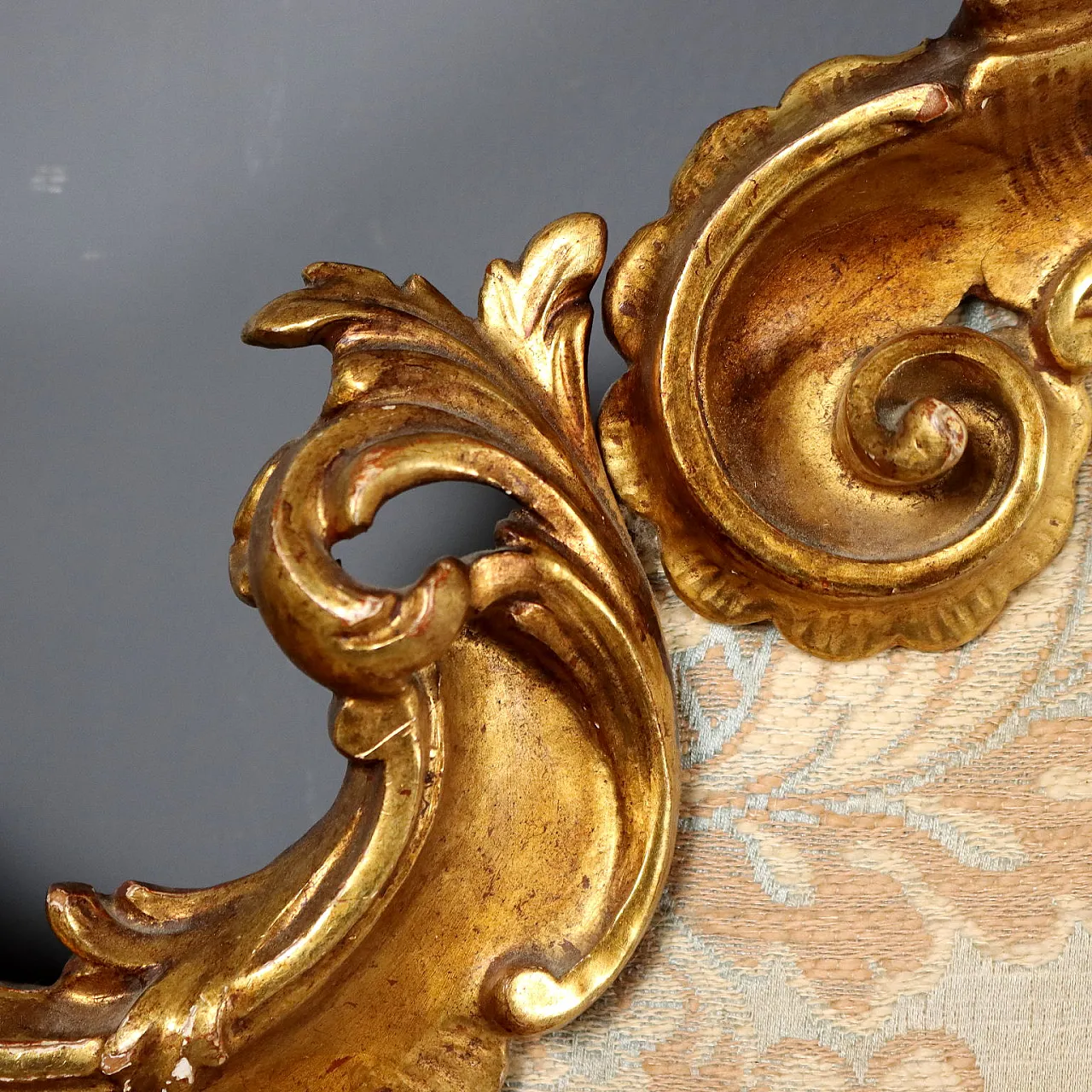 Carved and gilded wooden headboard, late 19th century 7