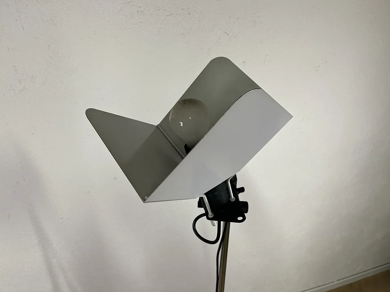 Coppia di lampade Triedro di Joe Colombo per Stilnovo, anni '70 10