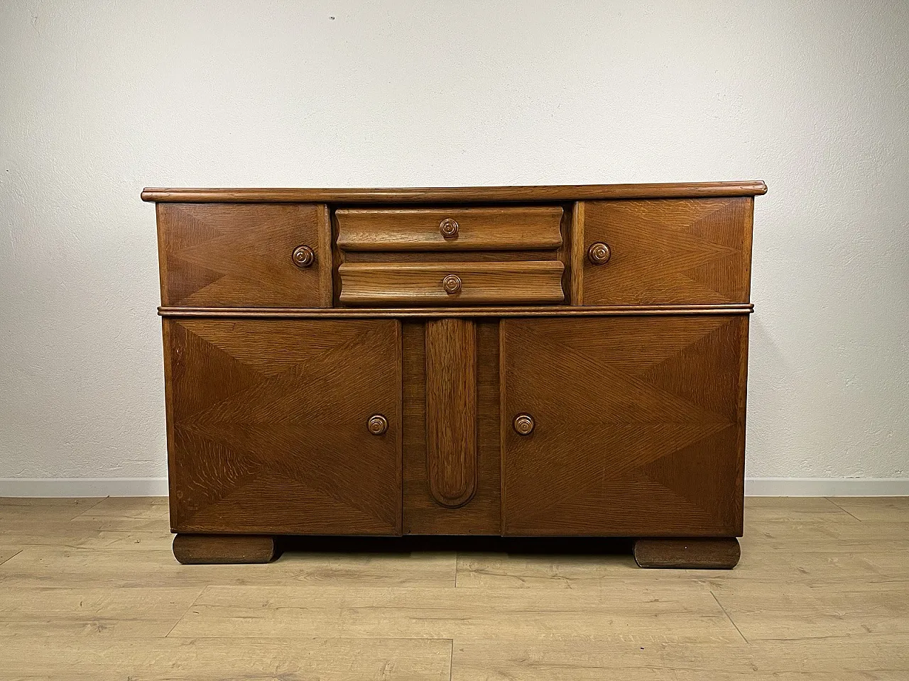 Credenza in legno di rovere curvato, anni '50 2