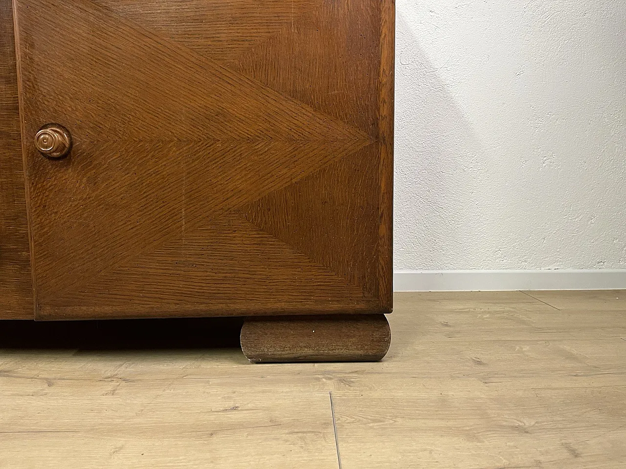 Credenza in legno di rovere curvato, anni '50 9