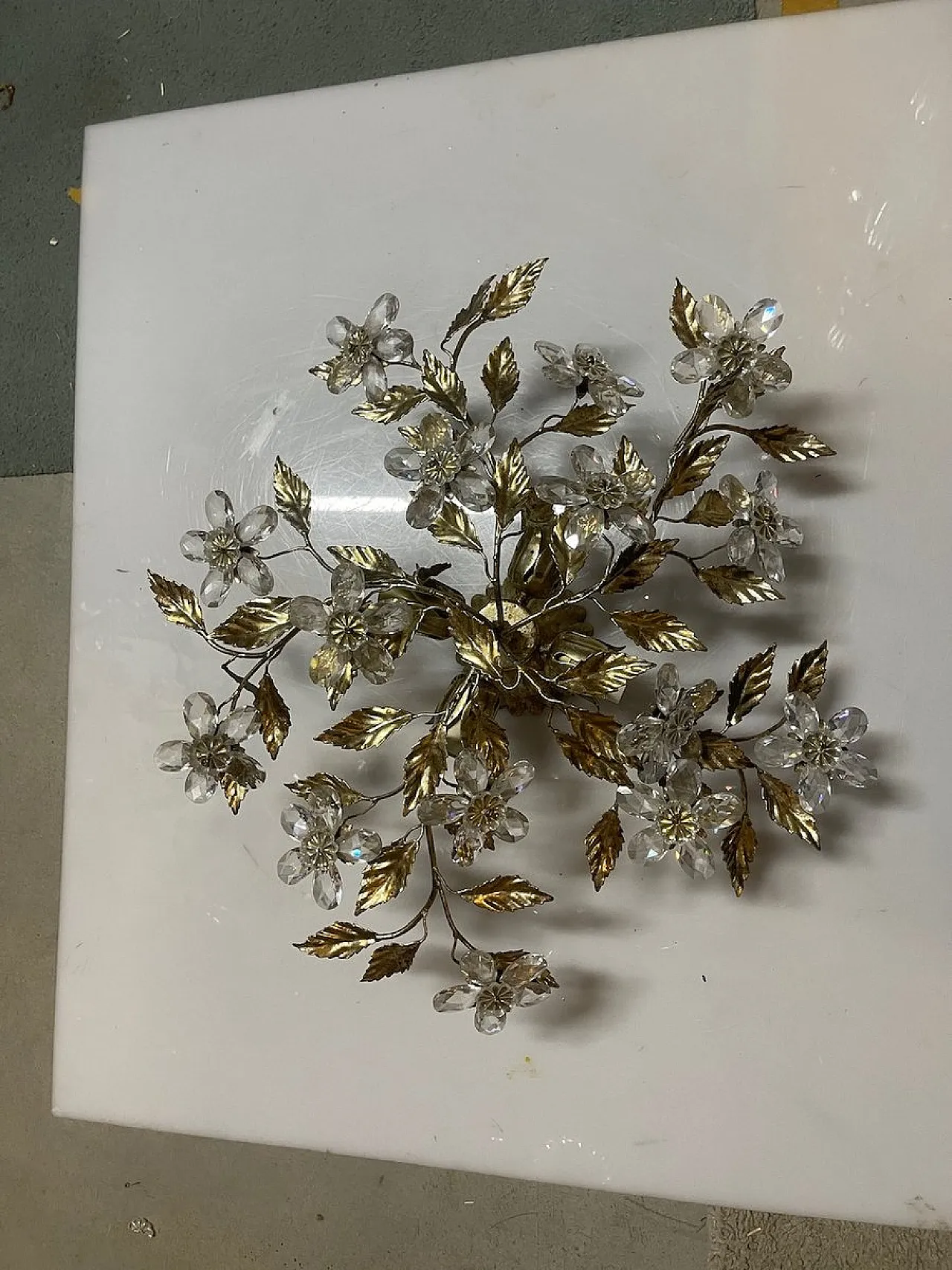 Flower-shaped recessed lamp in golden crystal, 1970s 10