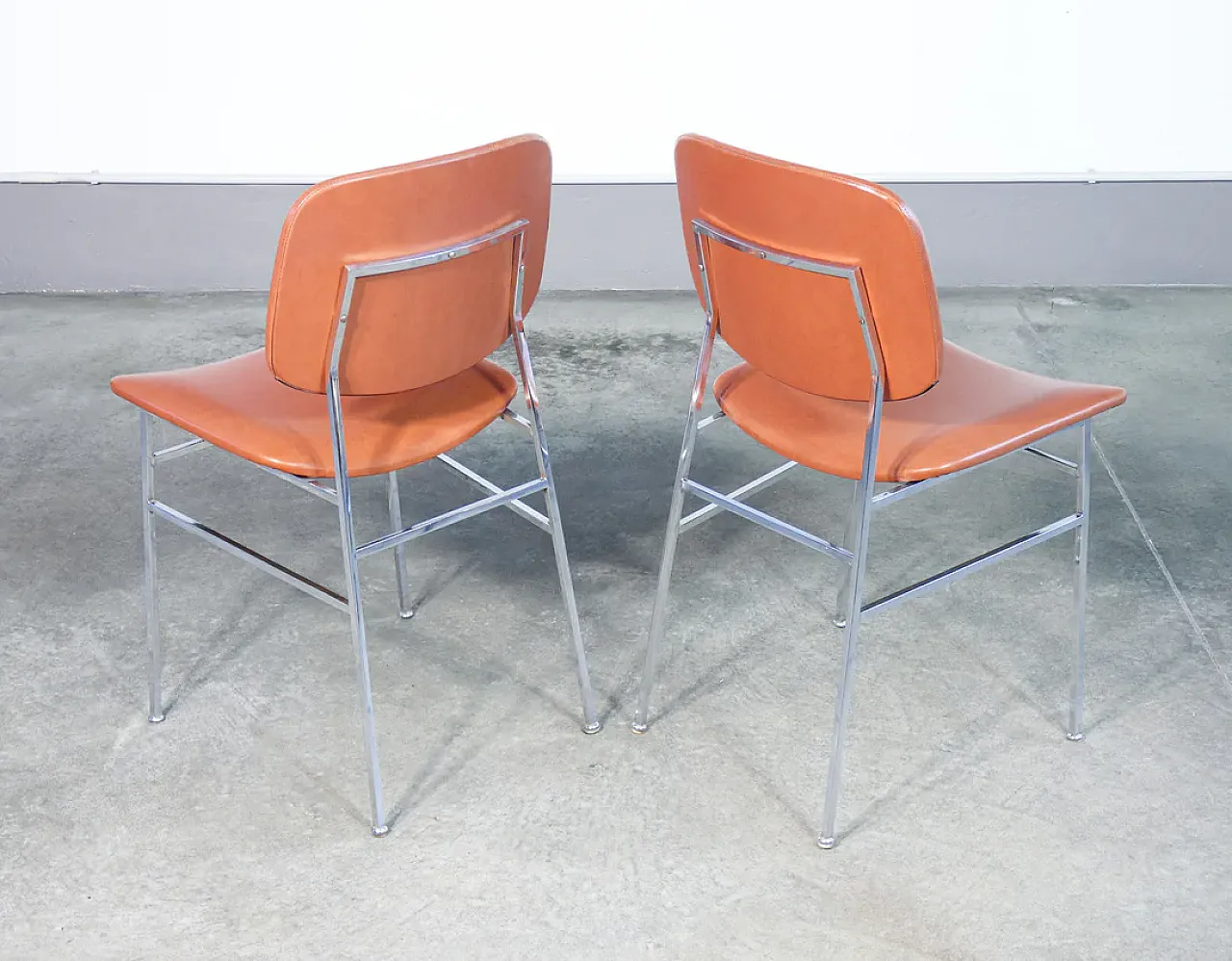 6 Chrome metal chairs with skai upholstery, 1960s 3