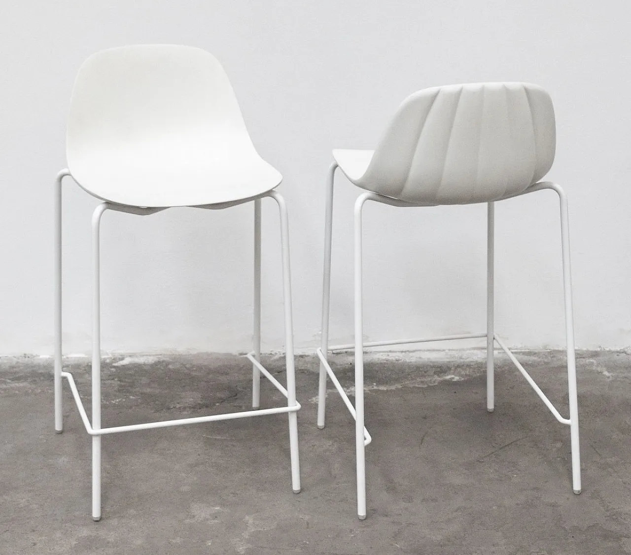 Pair of Babah stools by Roberto Paoli for Chairs & More, 20th century 12