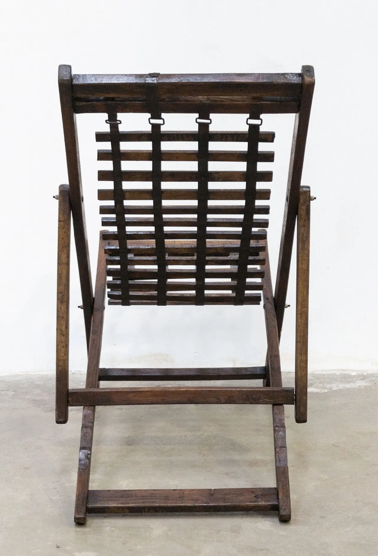 Colonial teak wood and iron deck chair, 20th century 2