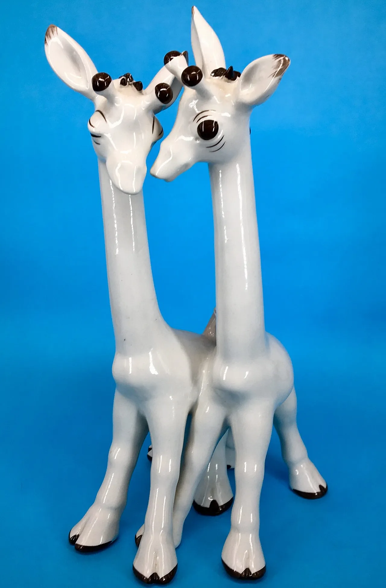 Painted ceramic sculpture, pair of giraffes, 1950s 1