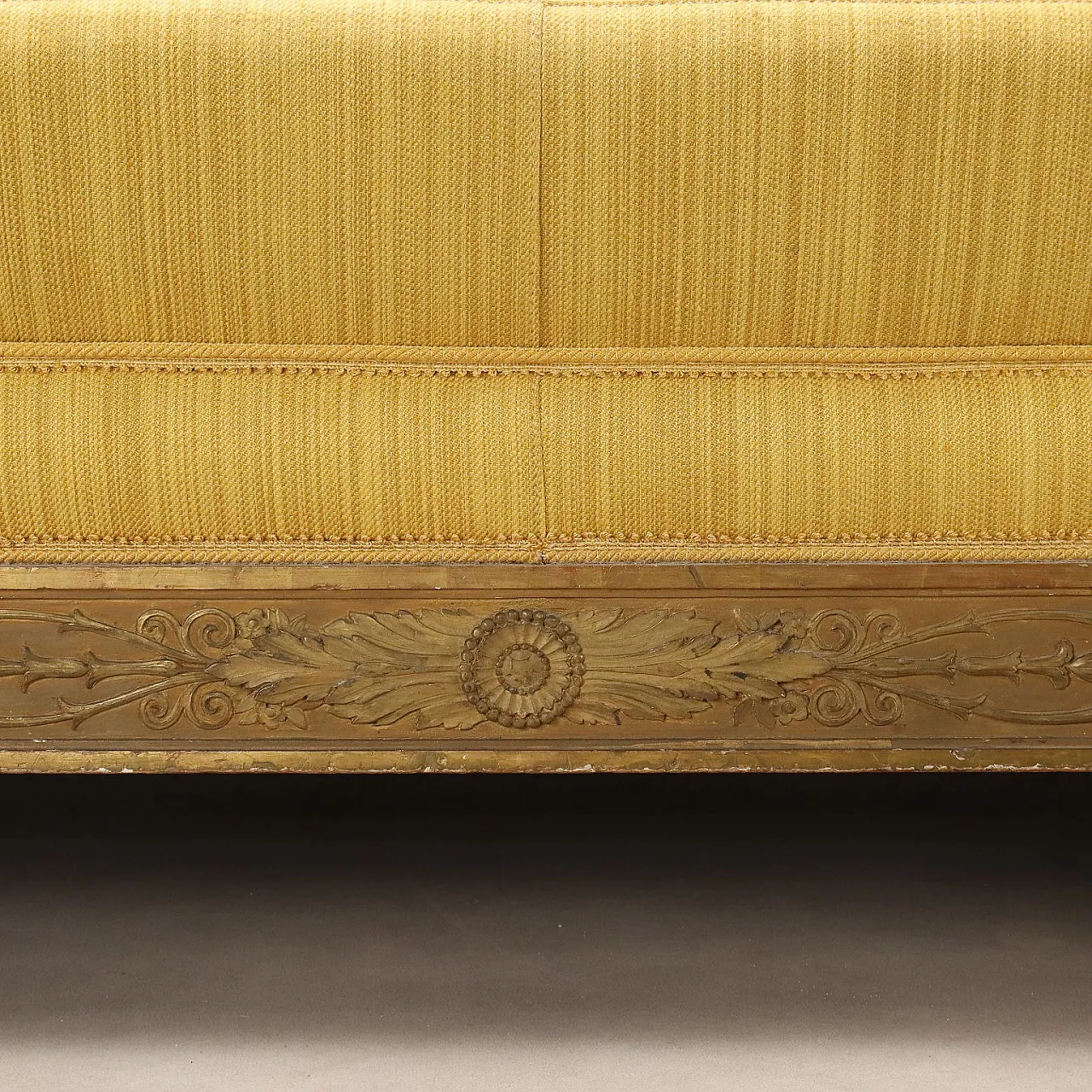 Open-back sofa in carved and gilded wood, late 19th century 8