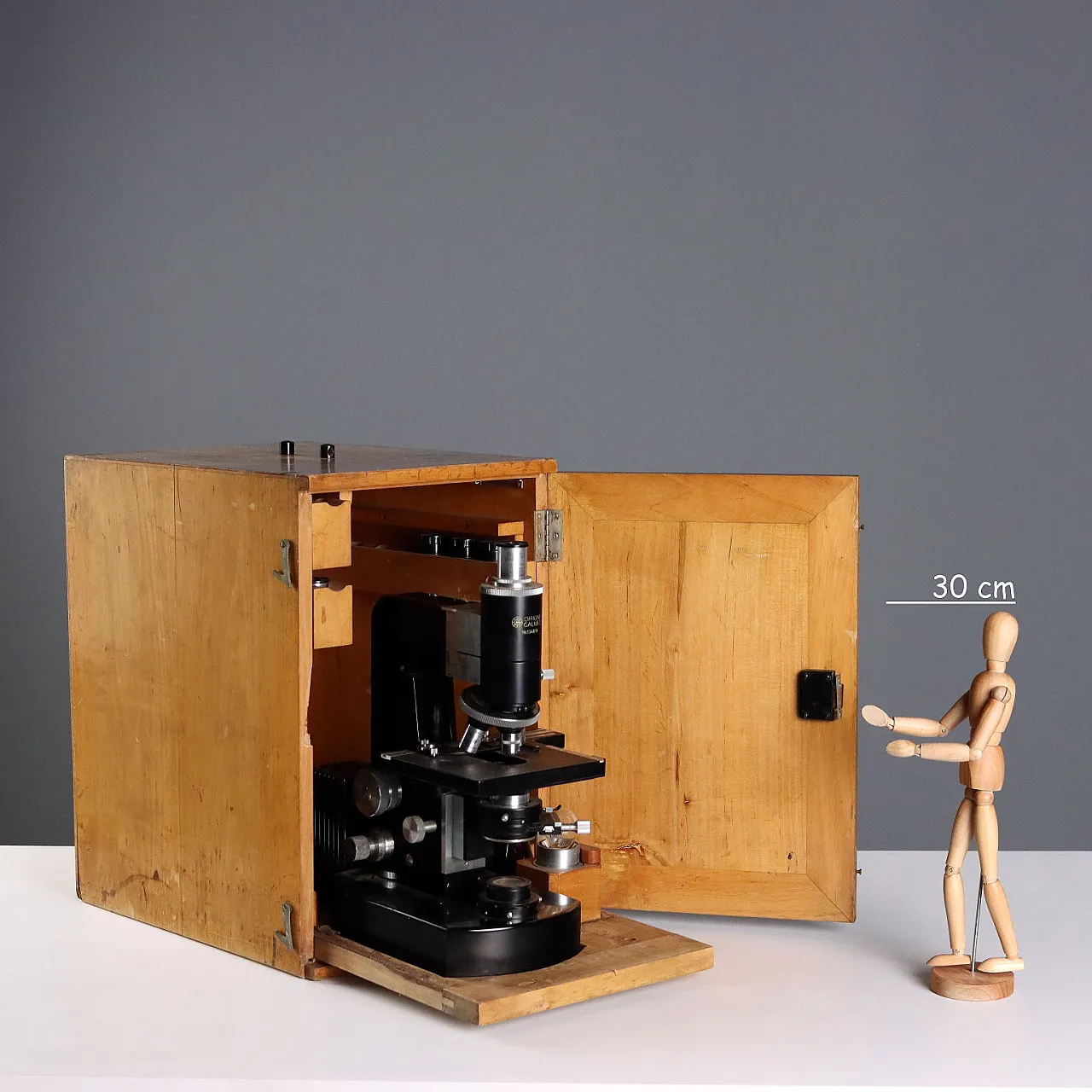Professional optical laboratory microscope, 20th century 2