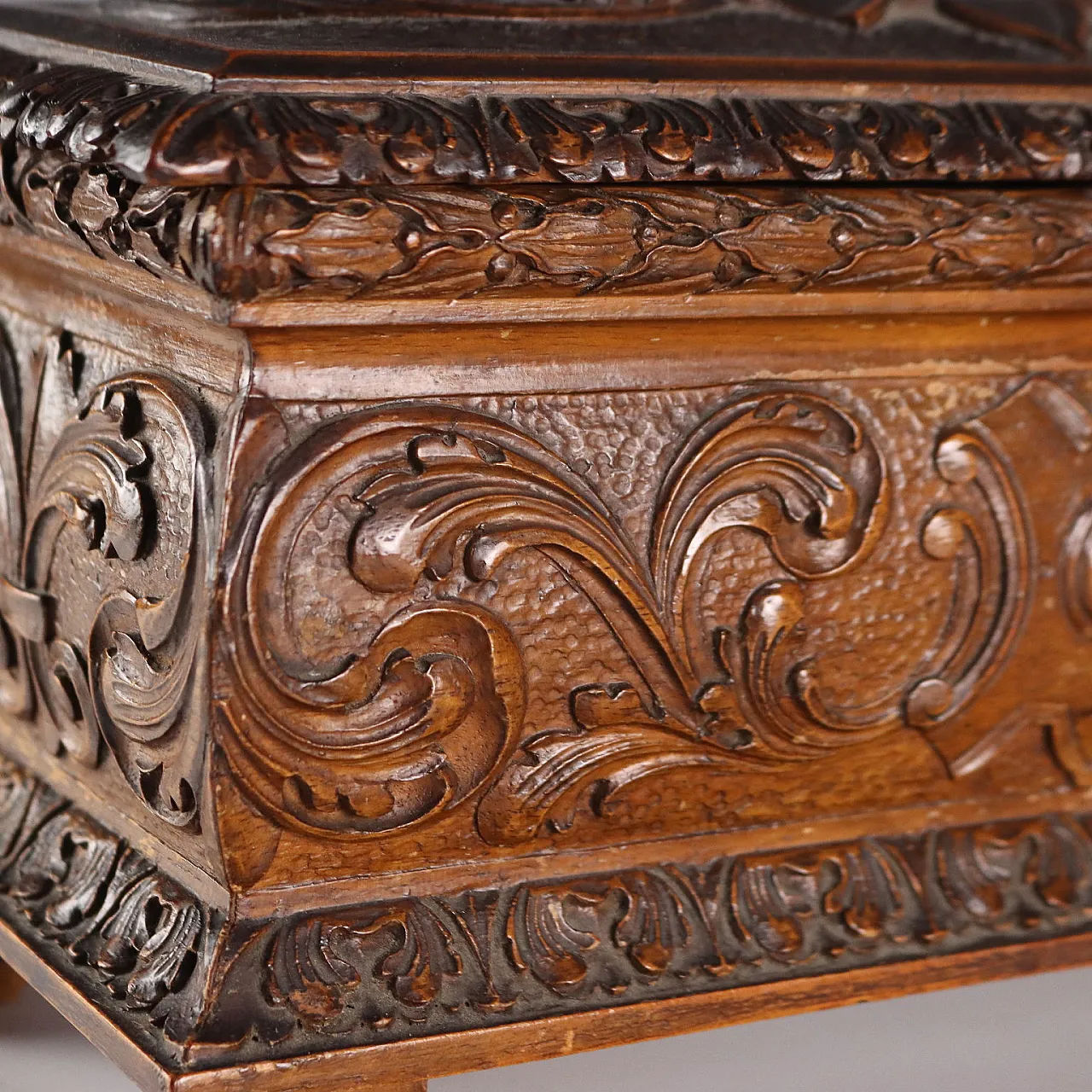 Solid walnut box set, 19th century 4