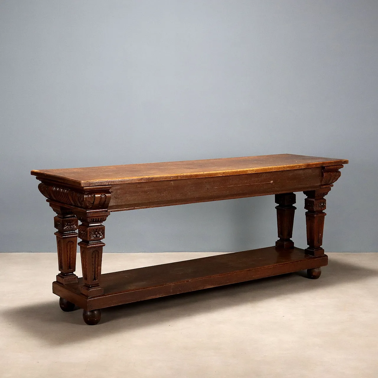 Neo-Renaissance style walnut table, early 20th century 9