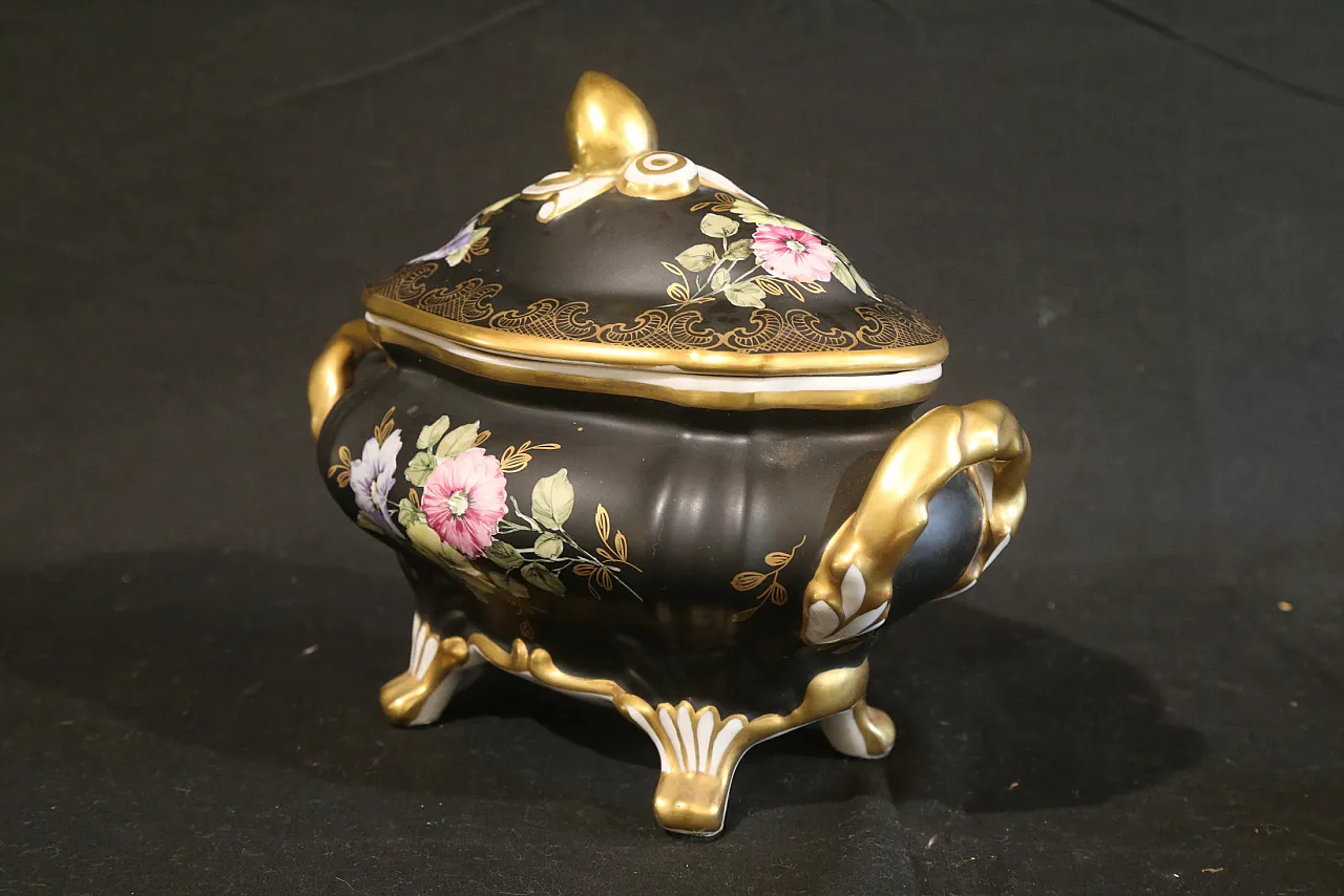 Black and gold Vieux Limoges porcelain bon bon jewelry box, 1960s 4