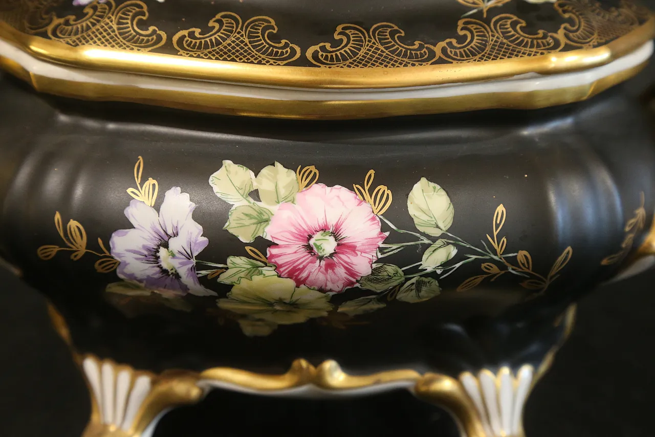 Black and gold Vieux Limoges porcelain bon bon jewelry box, 1960s 14