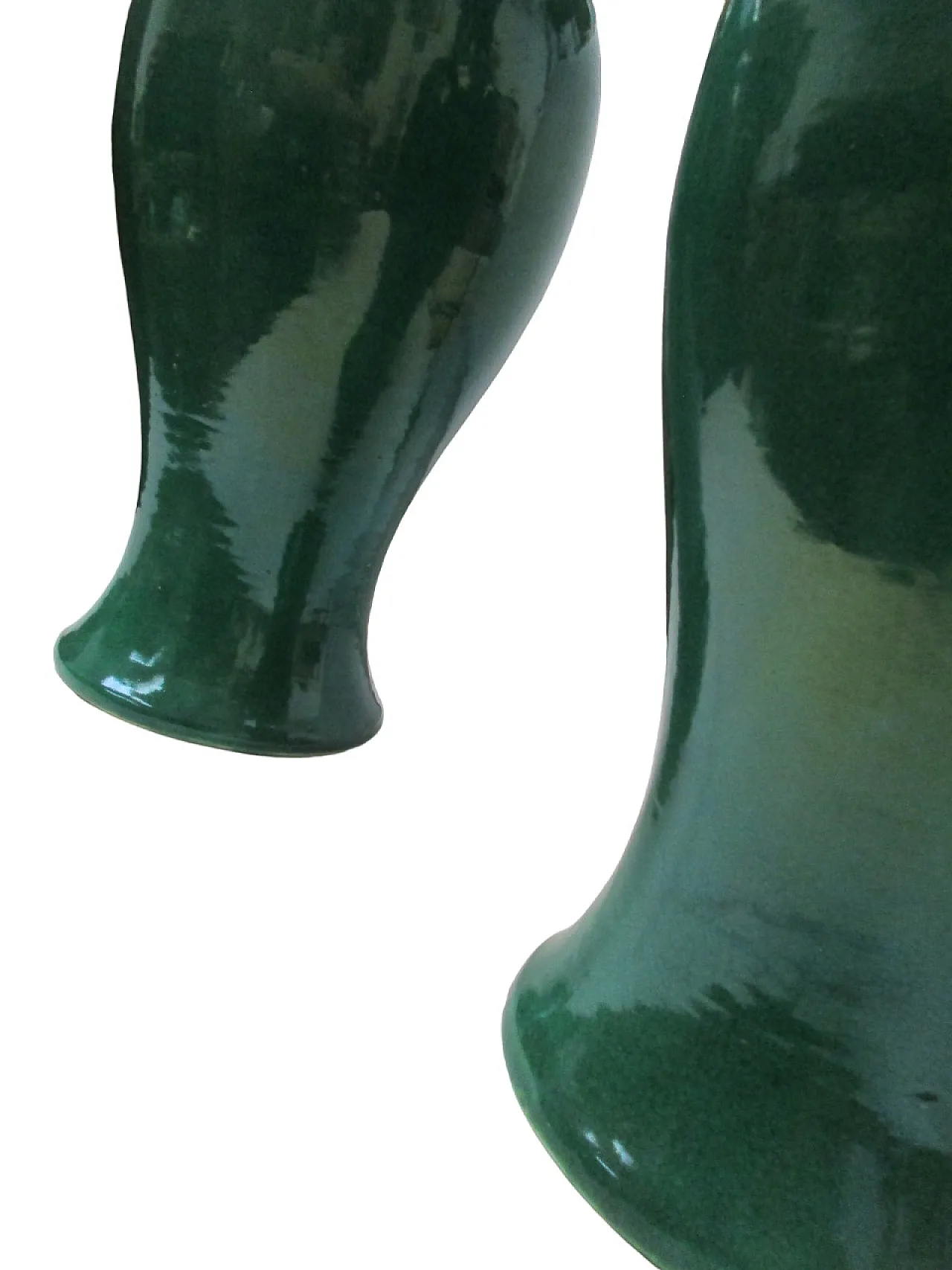 Pair of Chinese vases in single-color green porcelain, 19th century 9