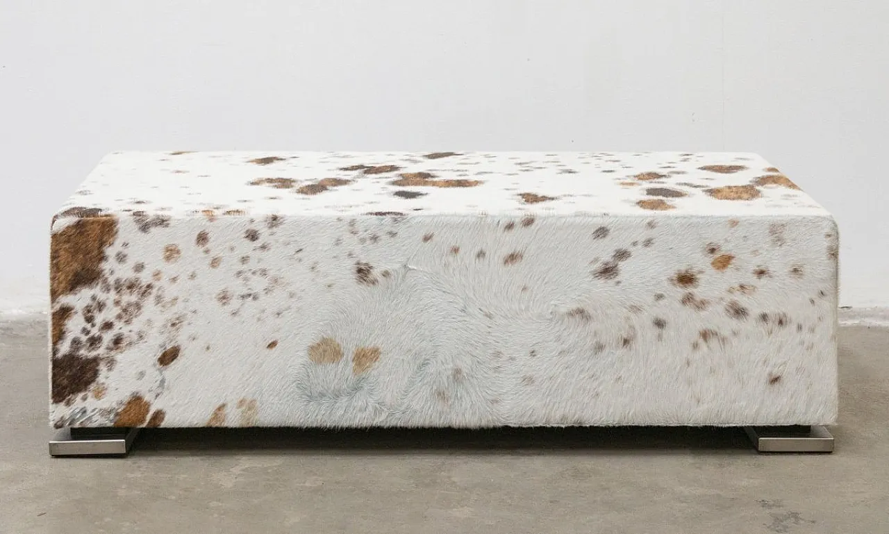 Large metal ottoman covered in cowhide, 20th century 8