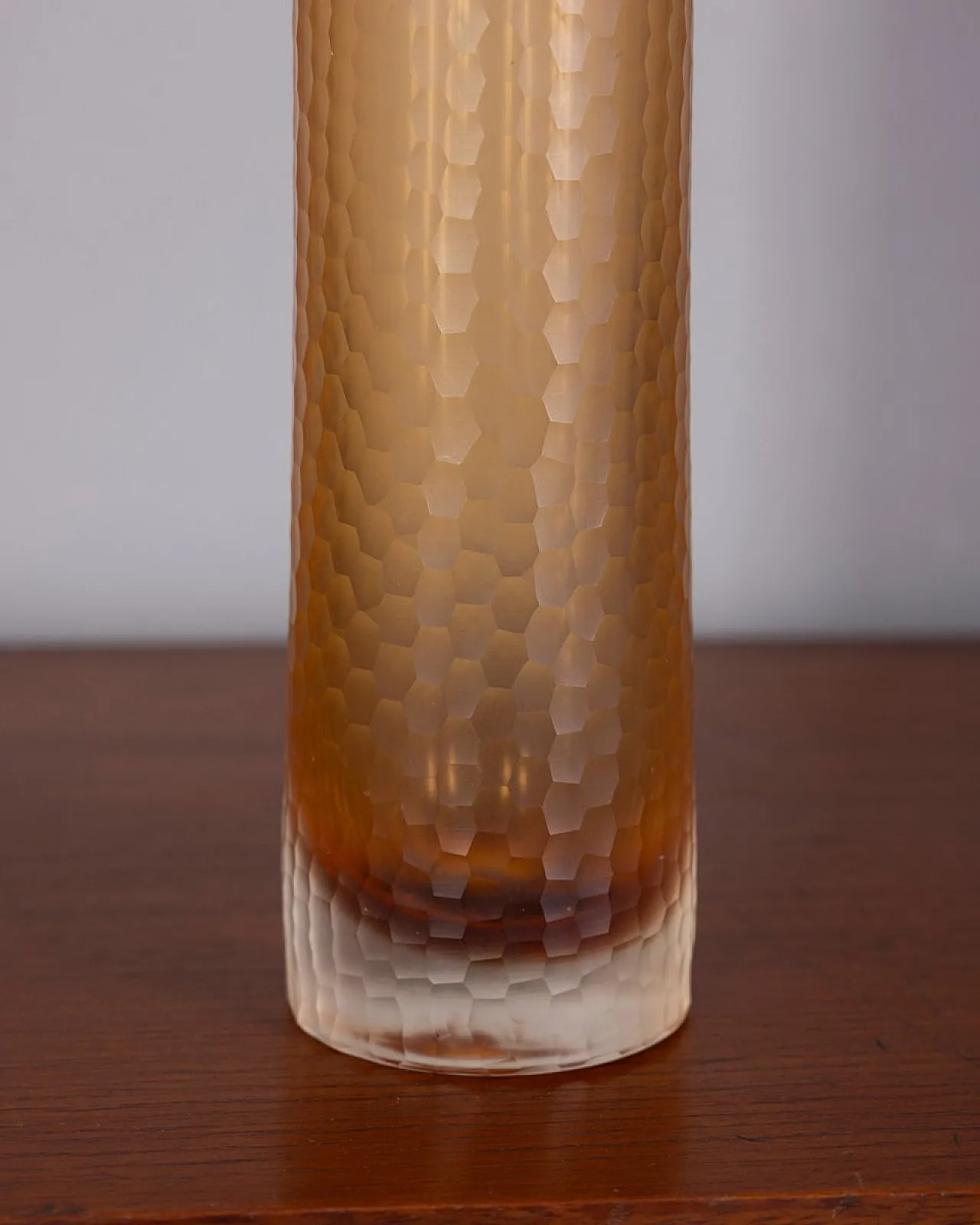 Vaso in vetro di Murano martellato di C. Scarpa per Venini, anni '50 3