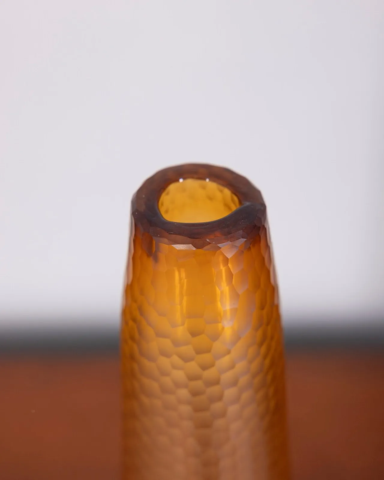 Vaso in vetro di Murano martellato di C. Scarpa per Venini, anni '50 5