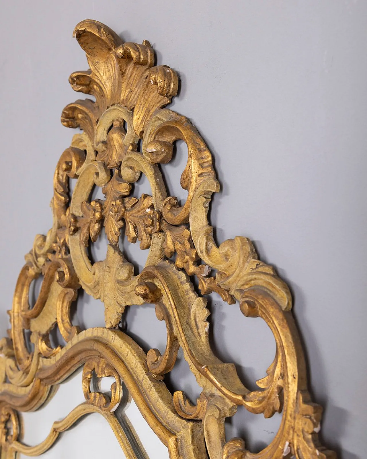 Specchio da parete in stile barocco in legno dorato, fine '800 3