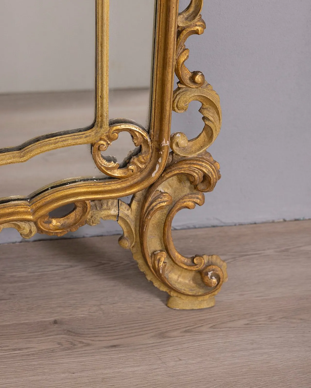 Specchio da parete in stile barocco in legno dorato, fine '800 8