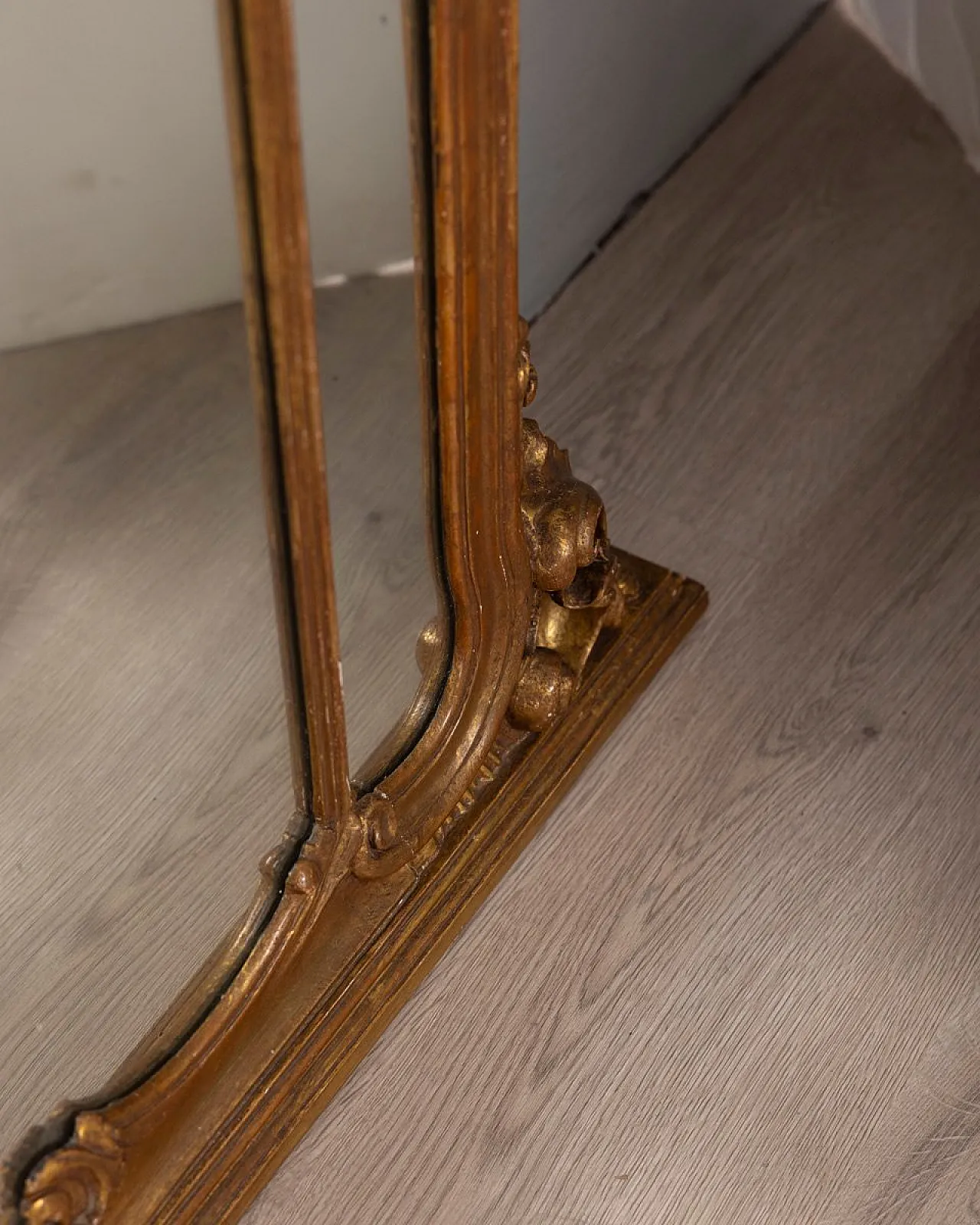 Specchio da parete in stile barocco in legno dorato, fine '800 6